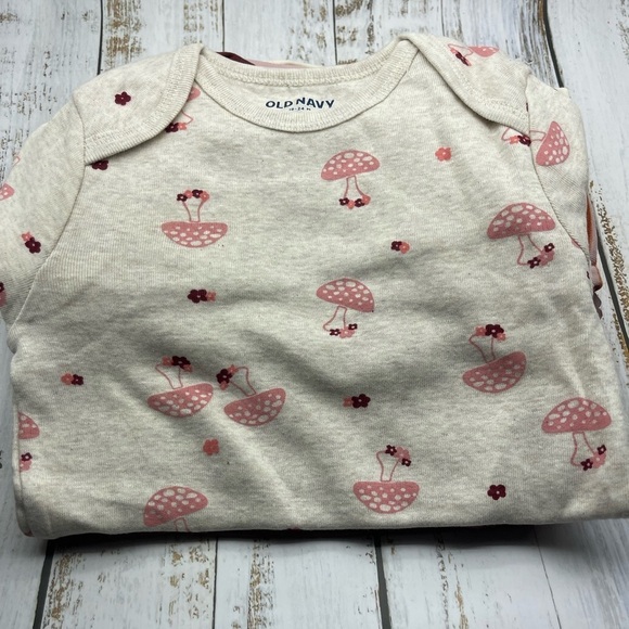 Old Navy Unisex 5-Pack Long-Sleeve Bodysuit for Baby, Multi, 18-24 Mos., NWT - Picture 3 of 7